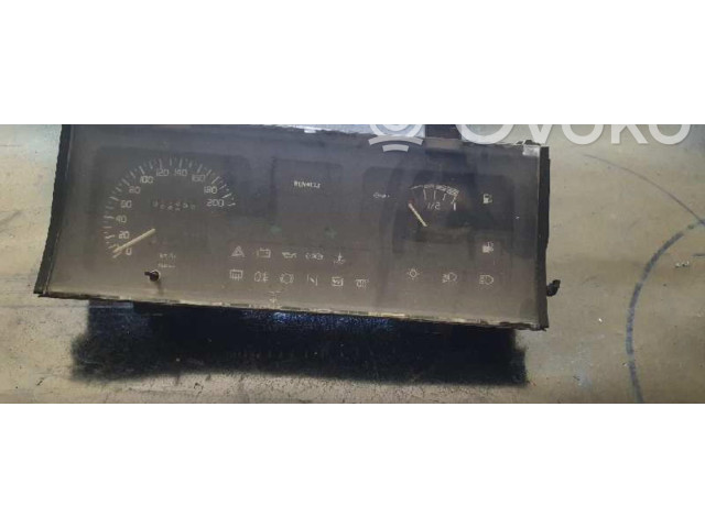 Панель приборов 7700806692 Renault Clio I