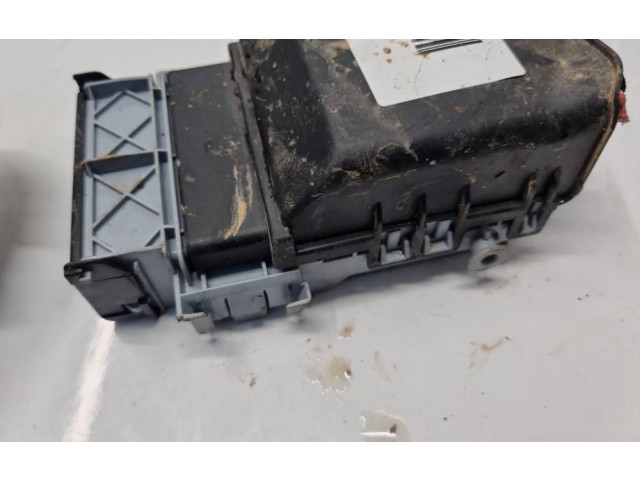   Pojistková skříňka 13222786, 13222786   Chevrolet Orlando 2011