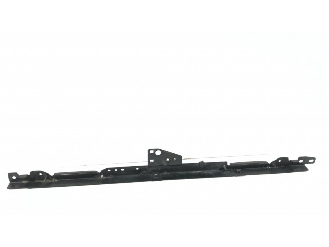 Другая деталь отсека двигателя