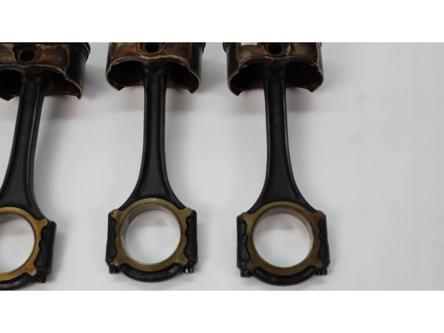 Píst Mercedes-Benz A W169