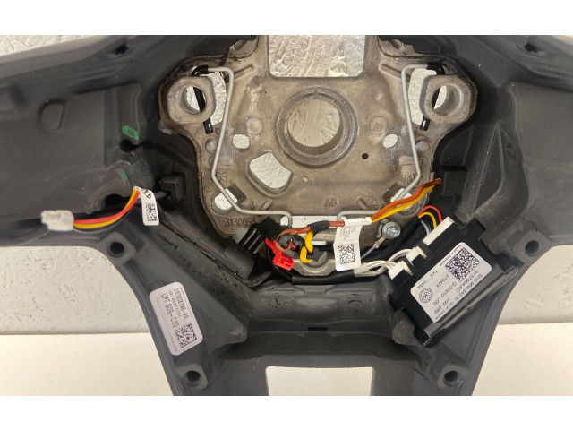 Руль Volkswagen Golf VII  2013 - 2019 года 5H0959542N, 3137664AC      