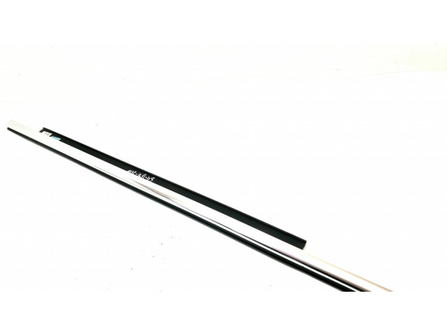 Задняя отделка дверей (молдинги)