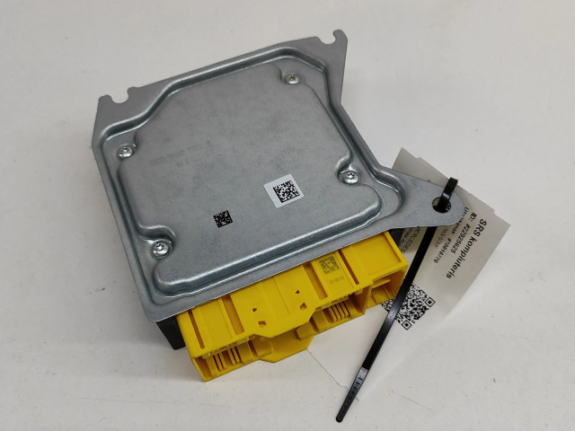 Блок подушек безопасности A1779021005, A1779006003   Mercedes-Benz A W177