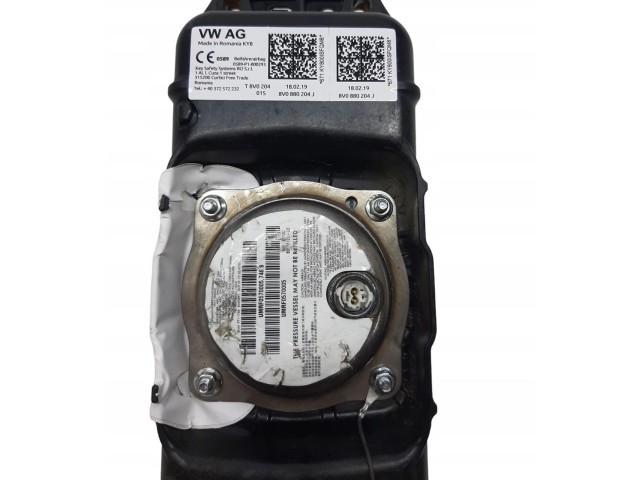 Подушка безопасности водителя    Skoda Octavia Mk4