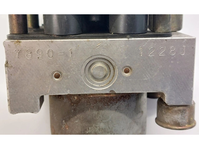 Блок АБС MR527695, MR527695 Mitsubishi Lancer 2003 - 2007 года