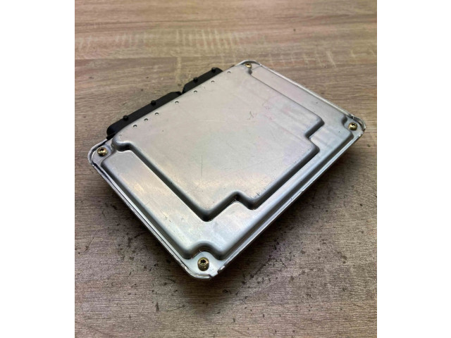 Блок управления двигателем Блок управления 045906019G, 0281010220 Audi A2