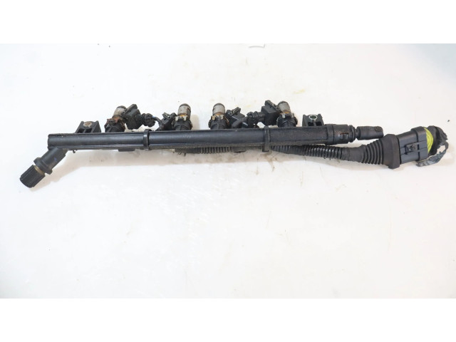 Топливная рампа    Fiat Grande Punto   для двигателя 169A4000