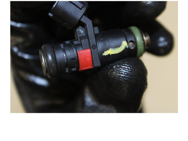 Форсунка Skoda Fabia Mk2 (5J) CGP