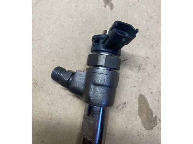 Форсунка 0445876882, 8200636333 Dacia Duster II K9K874