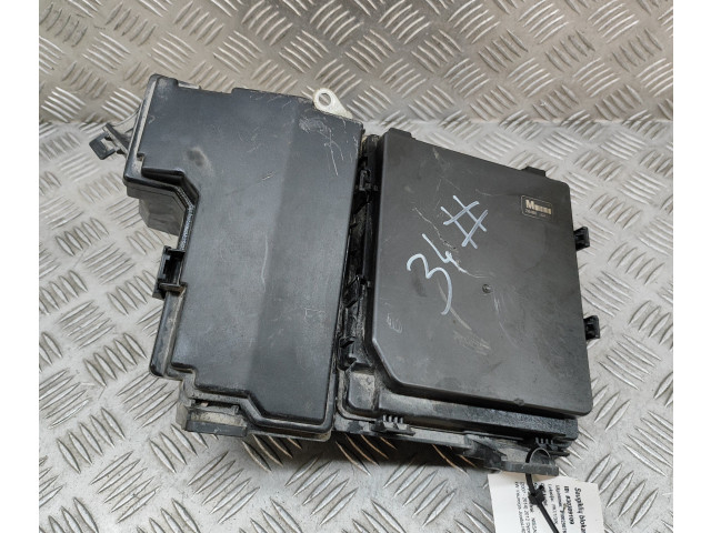 Блок предохранителей 7154632430   Nissan X-Trail T31    