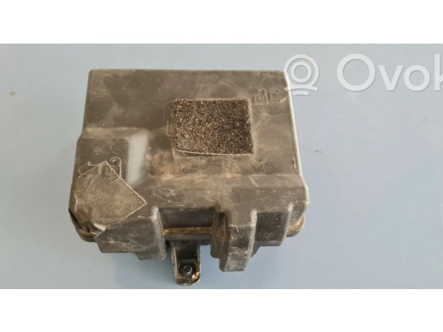 Блок предохранителей  25750682   Chevrolet Express    