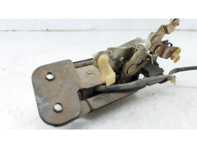 Кронштейн крепления замка