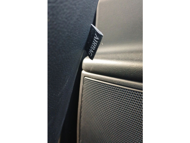 Подушка безопасности в сиденье Jaguar XE