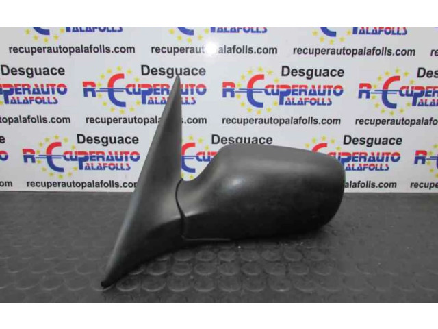 Форсунка     Saab 9000 CD   