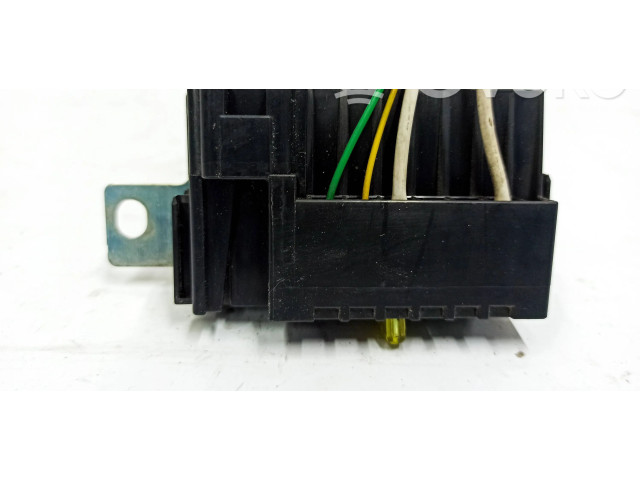 Блок предохранителей  5525YA1, PA66EP   Toyota Prius (XW20)    