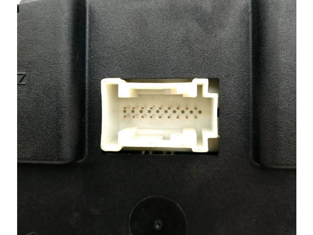 Přístrojová deska Mercedes-Benz C W203 2003 A2035401347, A2035401347