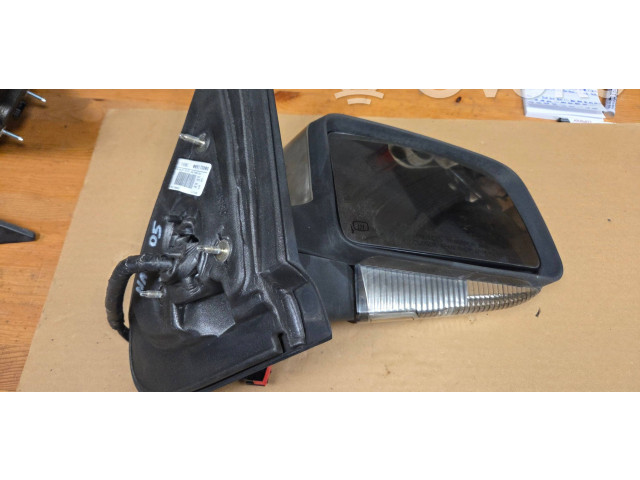 Zpětné zrcátko Lincoln Navigator 2006