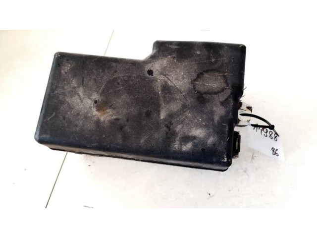 Pojistková skříňka Mazda 5 2006