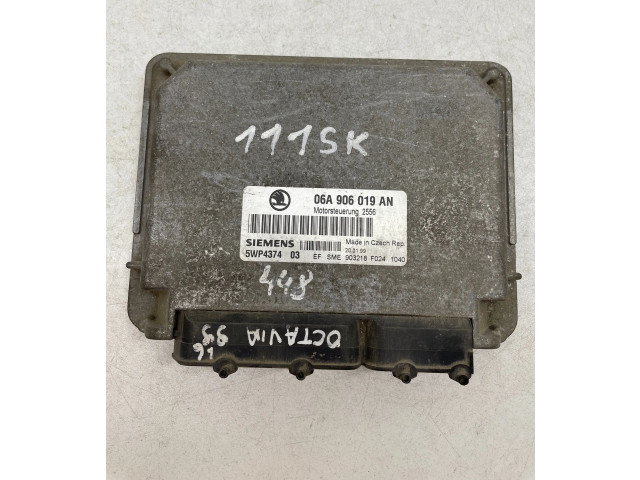 Блок управления двигателя 06A906019AN, 5WP437403 Skoda Octavia Mk1 (1U)