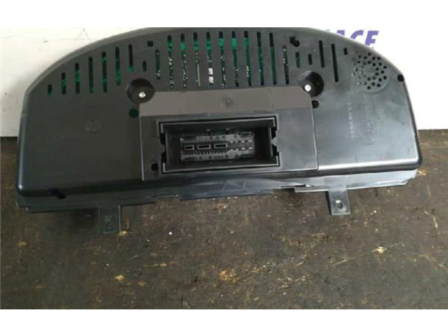 Панель приборов X0032000 Volkswagen PASSAT B3