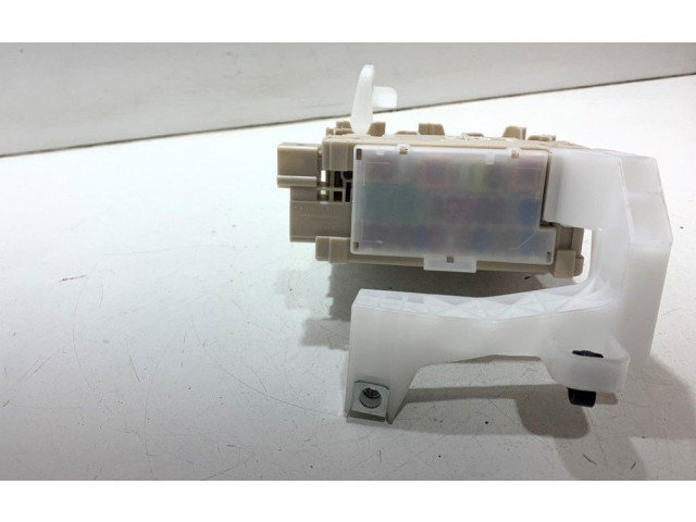 Блок предохранителей  821300H030A   Peugeot 108    