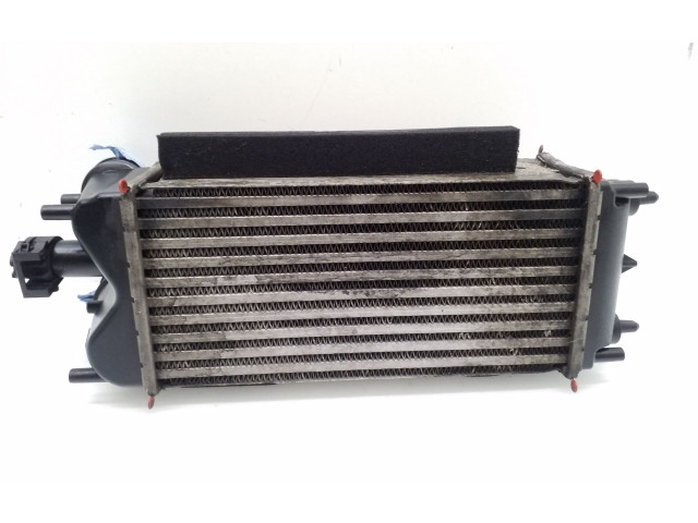 Интеркулер  0FT766K775BA   Ford Transit Courier 1.6