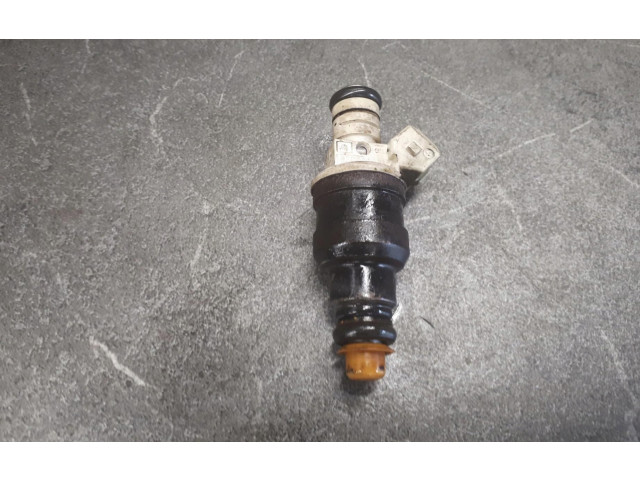 Форсунка 030906031a Volkswagen Golf II