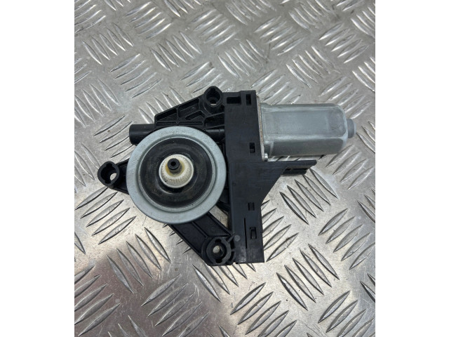 Передний двигатель механизма для подъема окон WR12718, 150205 Volvo V40 Cross country 2013 - года