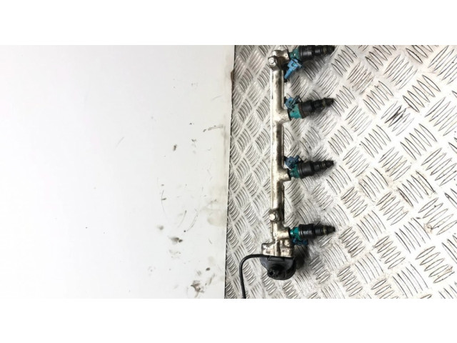 Vstřikovací lišta 89SF9D280AB, D47BA Ford Escort pro benzínový motor 1.4 F4B