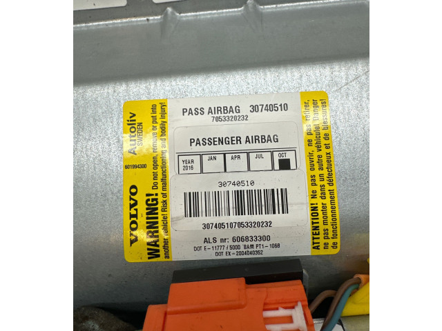 Подушка безопасности пассажира 30740510, 7053320232   Volvo XC90