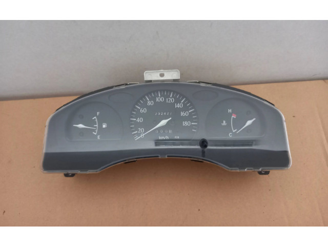 Přístrojová deska Toyota Starlet (P90) V 1998 8380010200, 1573705381