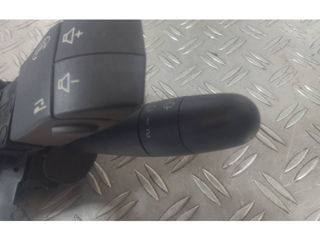 Ручка стеклоочистителей 7700312985, 34472601AK   Renault Trafic II (X83)