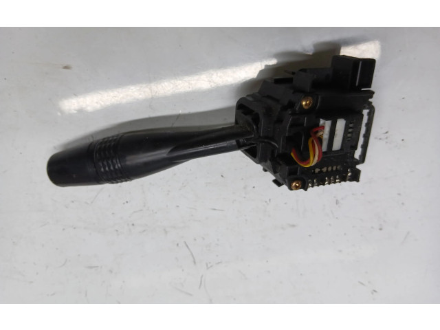 Ручка стеклоочистителей Mitsubishi Pajero