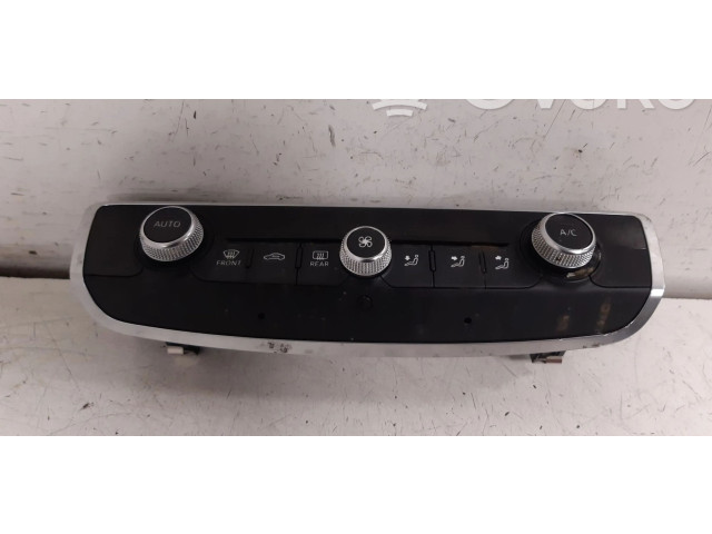 Блок управления климат-контролем 8V0820043   Audi A3 S3 8V