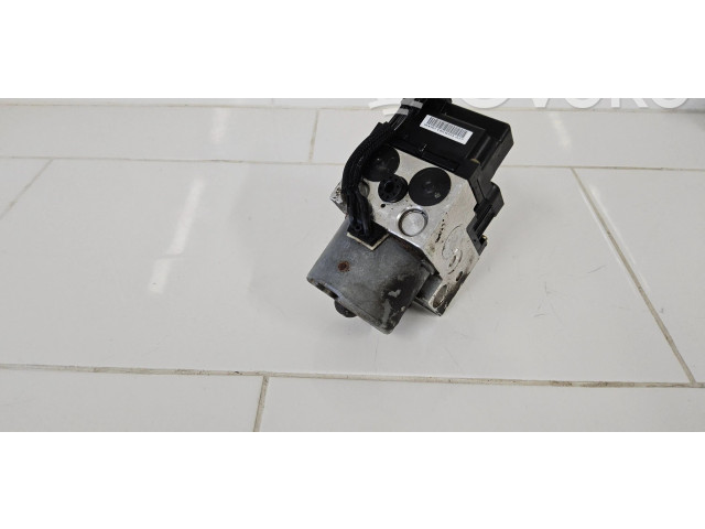 Блок АБС 27531FC010, 11000040690 Subaru Forester SF 2000 - 2003 года