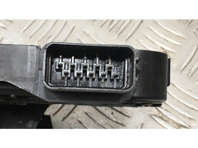 Задний замок