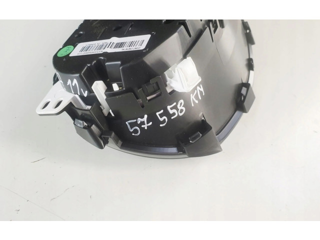 Přístrojová deska  Suzuki SX4 2011   