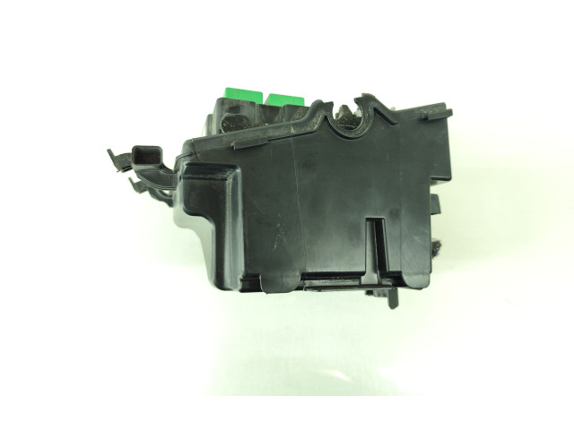 Блок предохранителей 9804681980 Citroen Berlingo