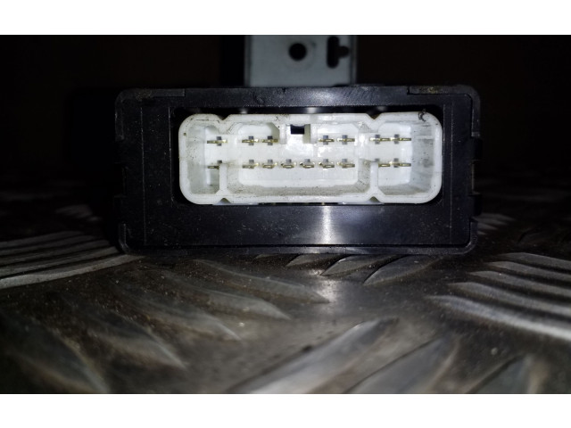 Řídící jednotka 8966112C11 Toyota Corolla E120 E130 2007