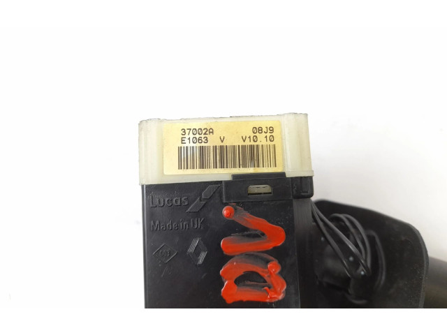 Ручка стеклоочистителей 37002A Renault Scenic RX