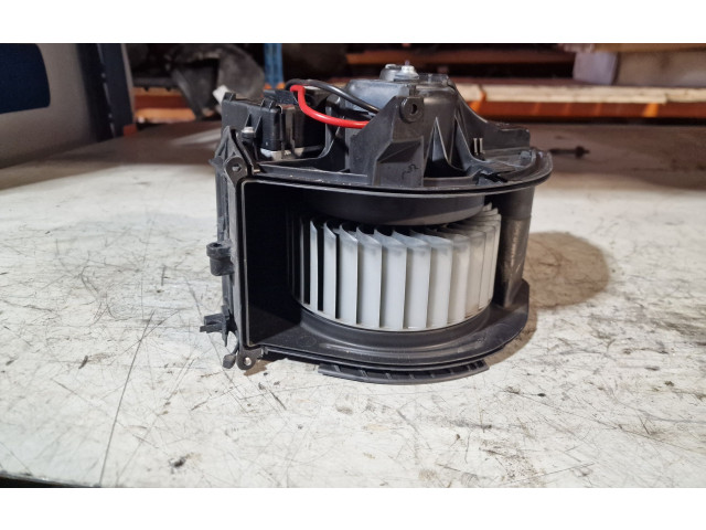 Вентилятор печки    4F0820521   Audi A6 S6 C6 4F