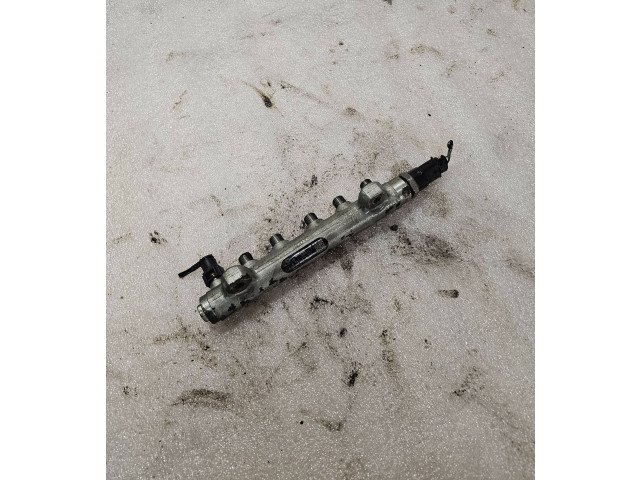 Vstřikovací lišta 8200347593 Renault Espace IV