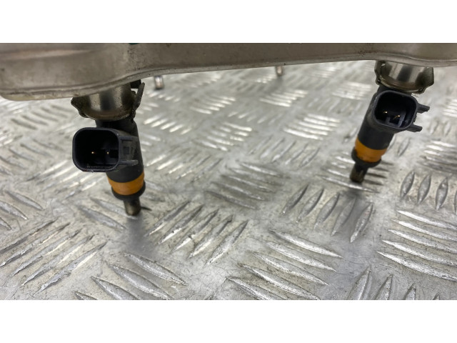 Топливная рампа 53013888AD Jeep Grand Cherokee 5.7