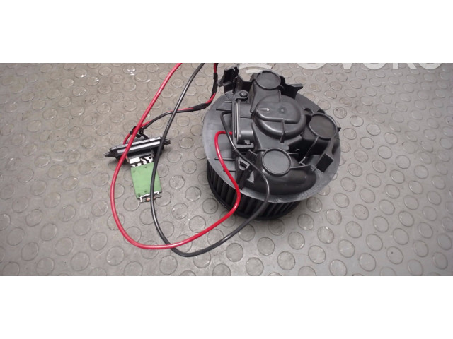 Вентилятор радиатора     7701067982    Renault Twingo II 
