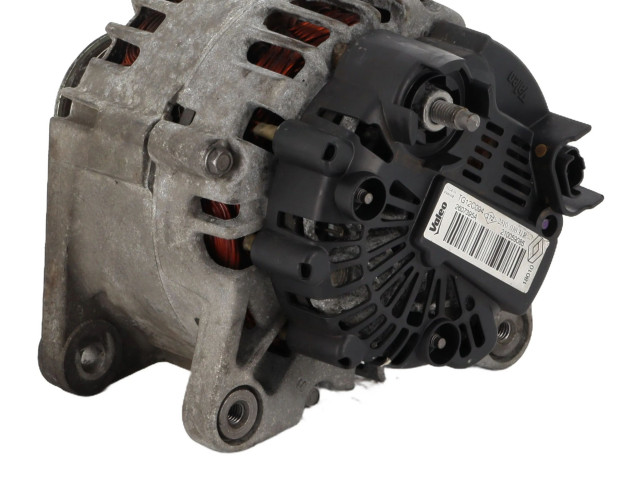 Генератор 231008017R Dacia Duster