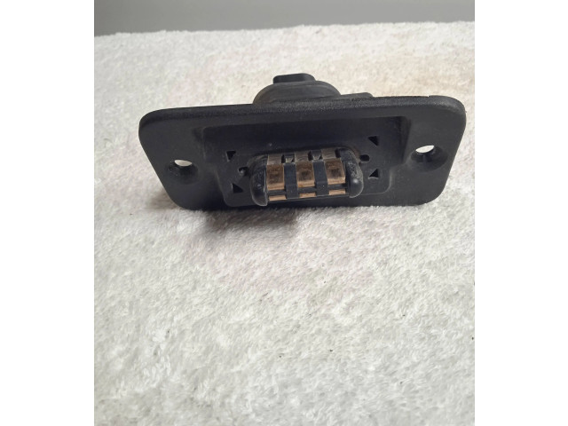 Zámek zadních dveří 51412 Volkswagen Caddy 2007