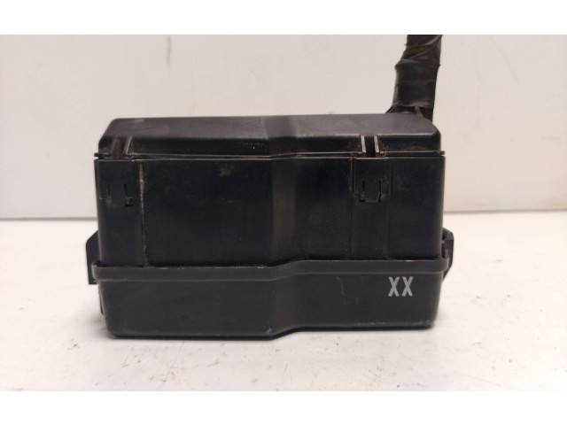 Блок предохранителей  53953W   Toyota Corolla Verso AR10    