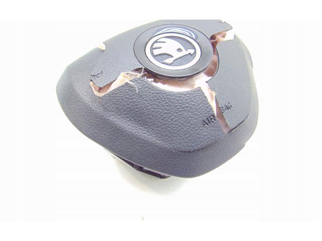 Подушка безопасности водителя 5E0880201B Skoda Octavia Mk3 (5E)
