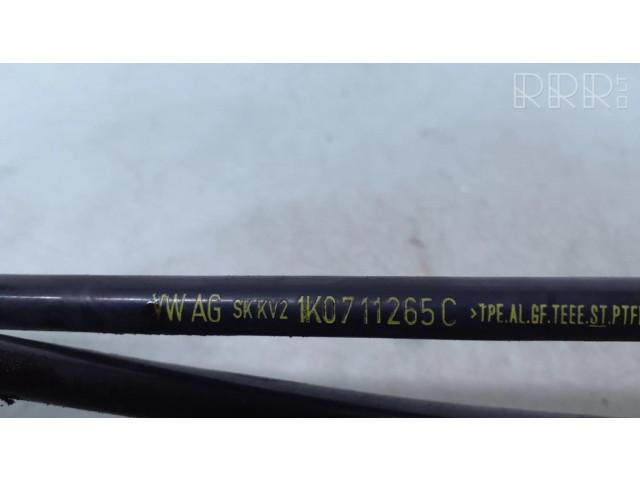 Механизм переключения передач (кулиса) (в салоне)