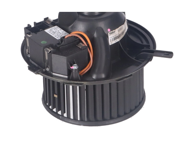 Вентилятор печки 1K1820015L Audi Q3 8U